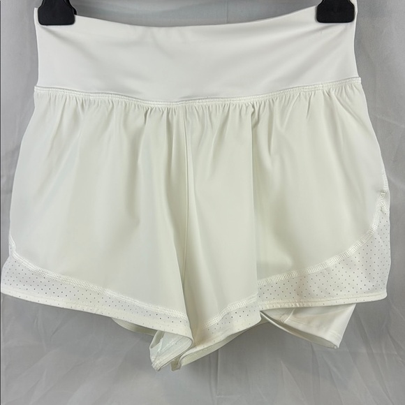 Spanx Get Moving Double Layer Lined Shorts with Zip Pocket Size S - NEW - Picture 4 of 11